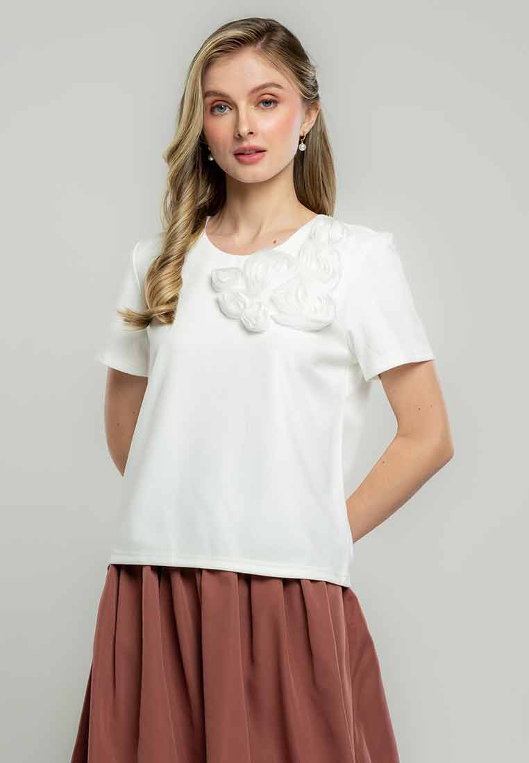 Laney Short Sleeves Top with Flower Applique