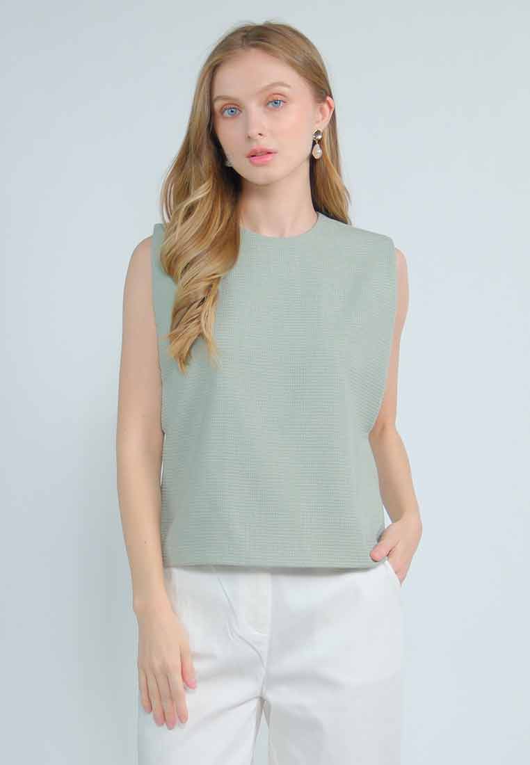 Veranice Sleeveless Tweed Top with Round Neckline