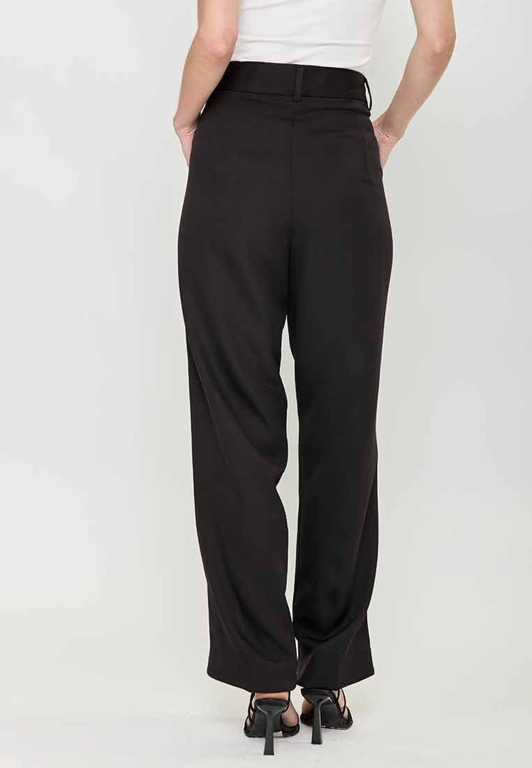 Eliza Jane Relaxed Fit Pants with Belt Loop
