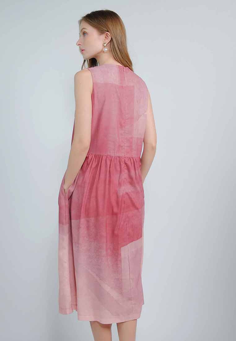 Solviennne Sleeveless Dress in Abstract Print