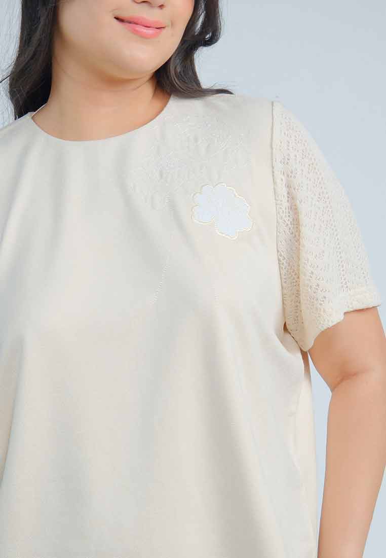 Milly Plus Size Haidie Knit Top with Flower Embroidery