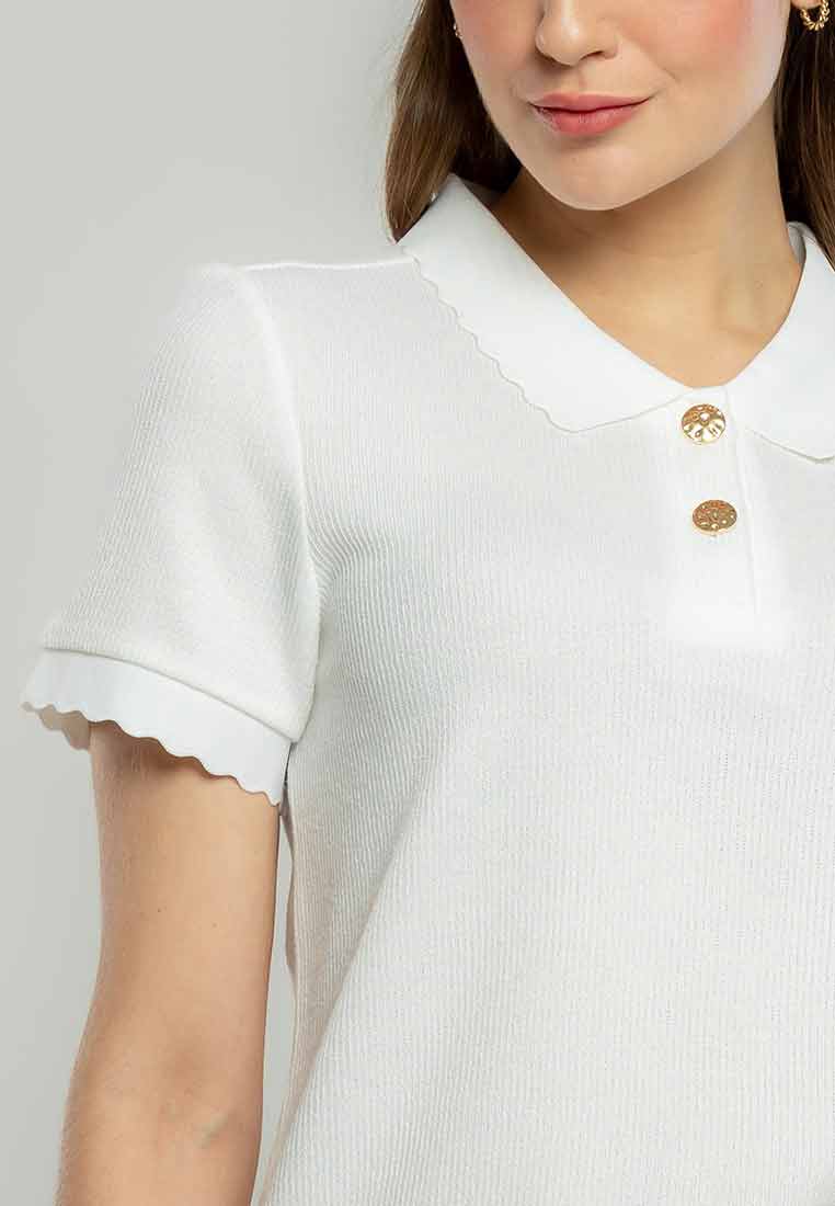 Raya Scalloped Collared Knit Top with Button Opening