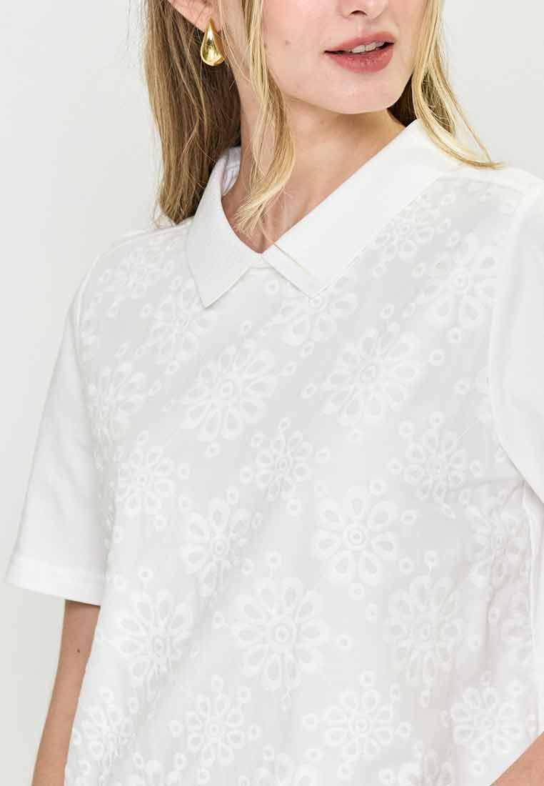 Whitley Collared Eyelet Short Sleeves Top
