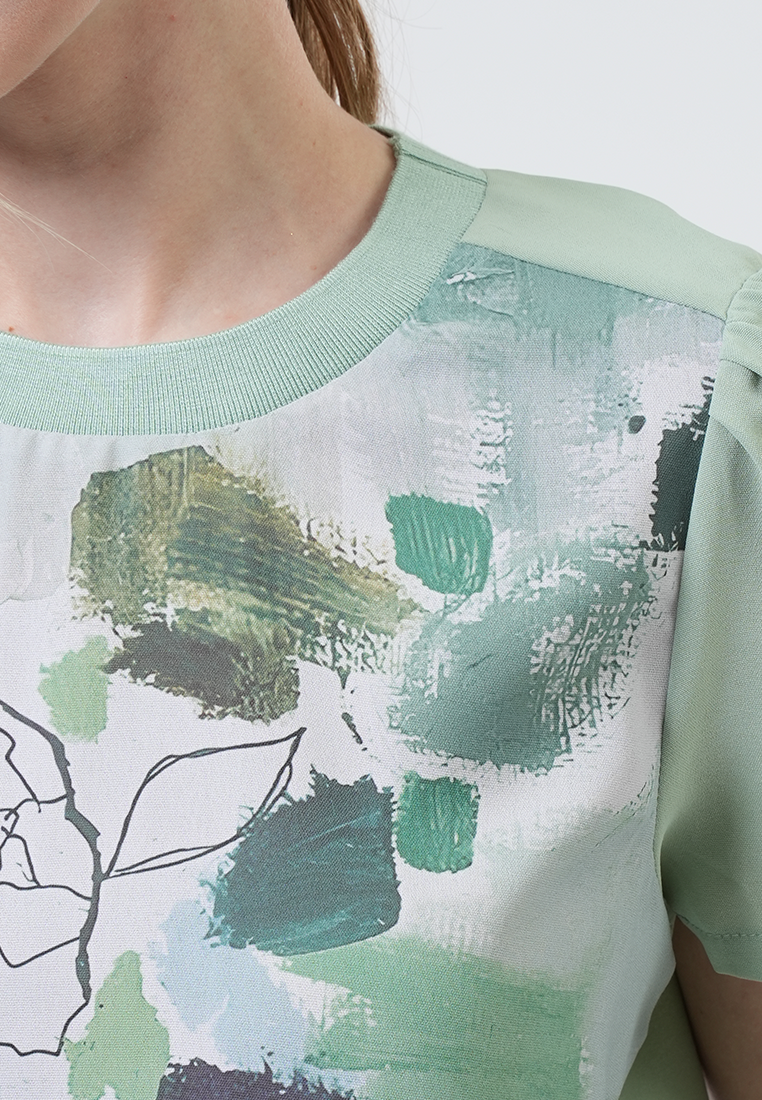 Miranda Vibrant Painterly Bloom Top