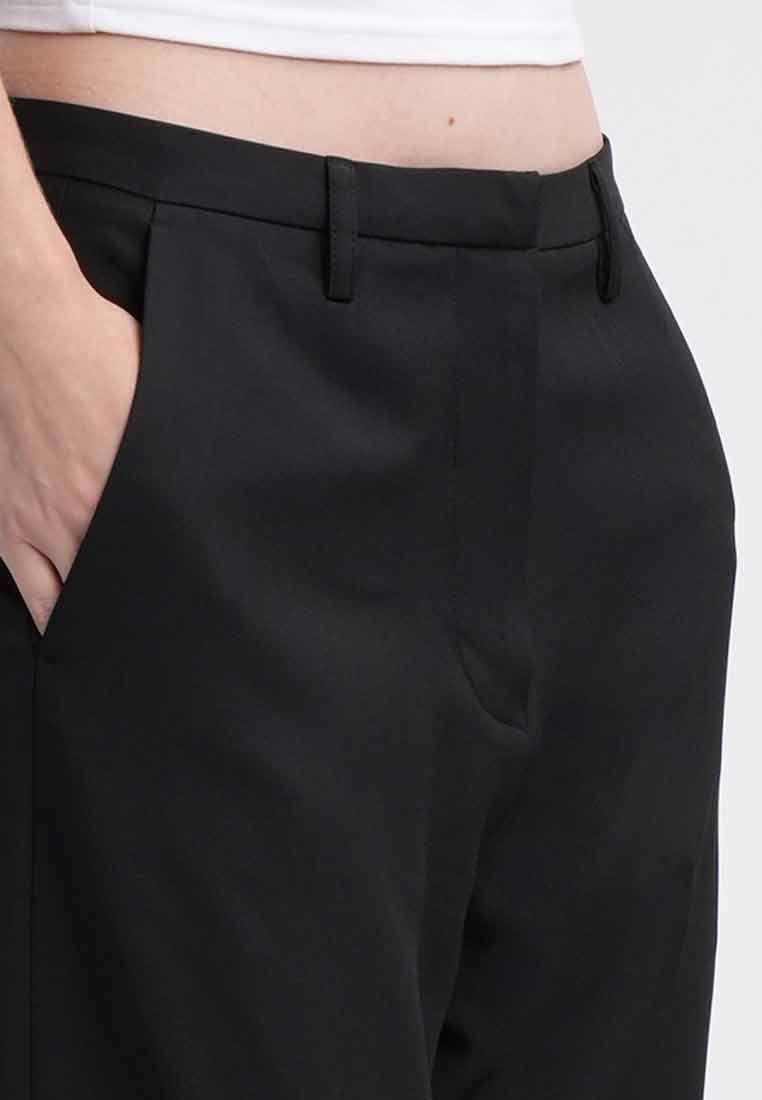 Naya Classic Wide-Leg Trousers