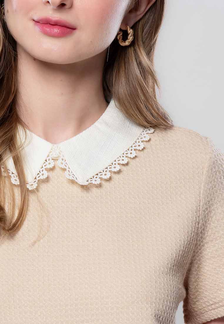 Isabeau Textured Knit Top with Lace Trim on Collar