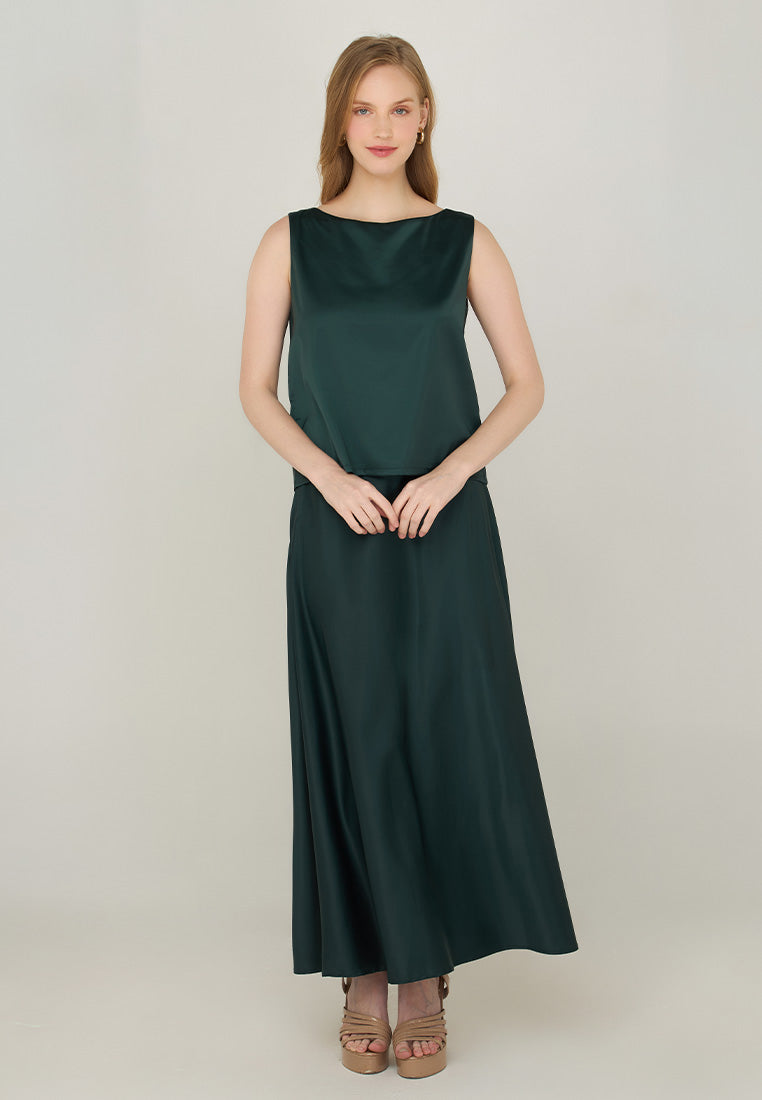 Maybelle Sleeveless Satin Boat Neck Top