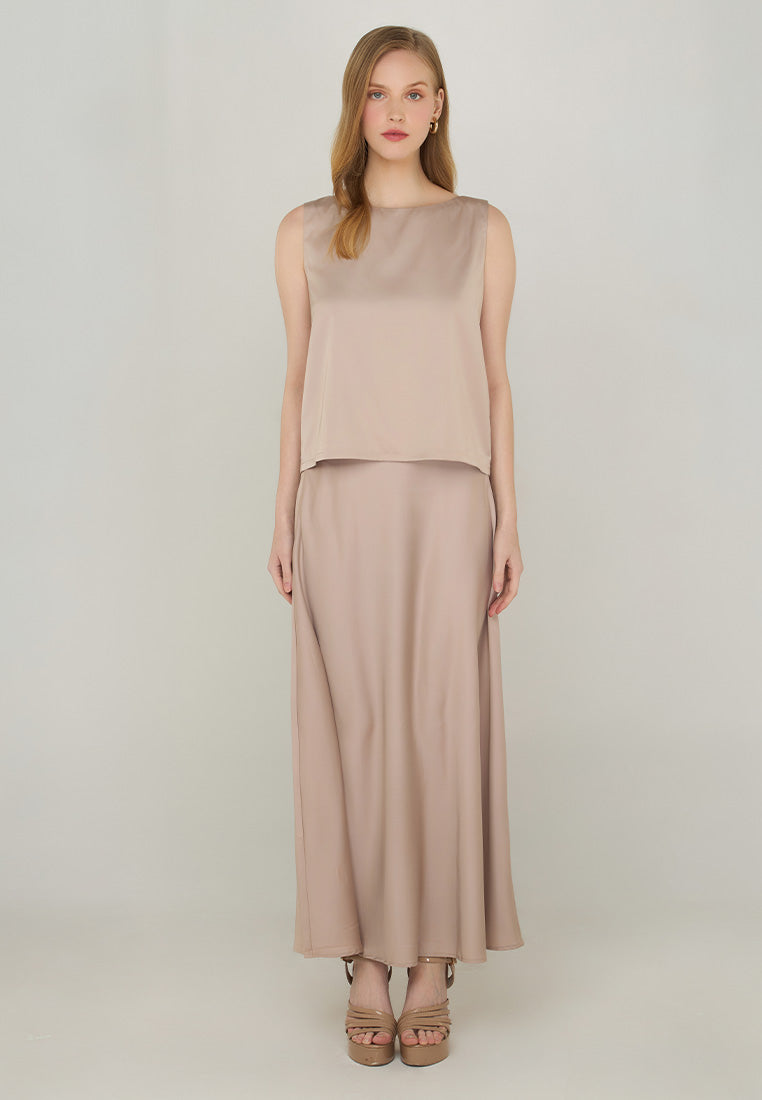 Maybelle Sleeveless Satin Boat Neck Top