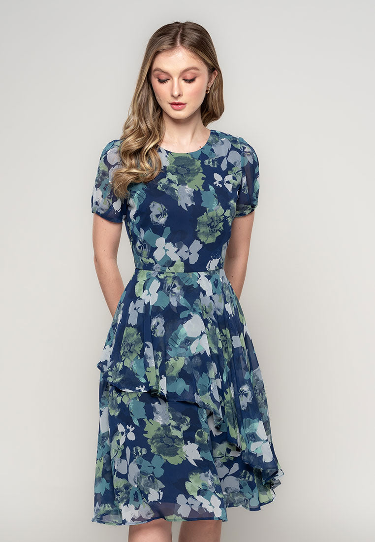 Scarllet Tiered  Dress in Floral Print