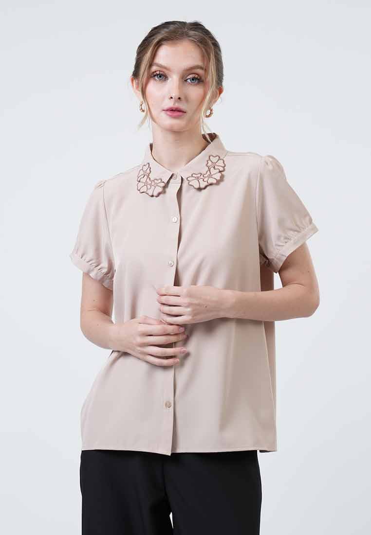 Elara Scallop Collar Embroidered Top