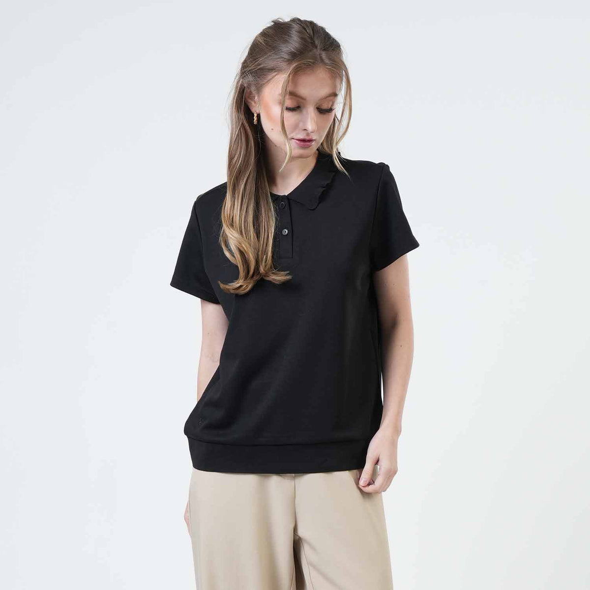 Gwenneth Petal-Edge Collared Knit Top