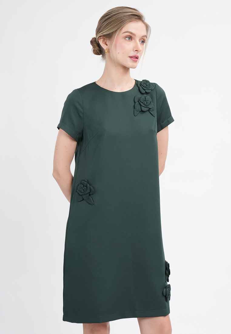 Cielo 3D Short Sleeved Floral Shift Dress