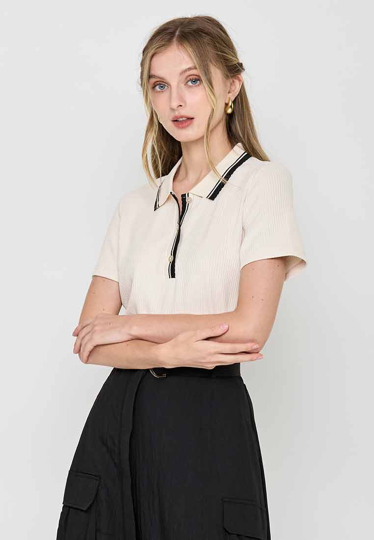Rowny Collared Knit Top with Button Front Opening