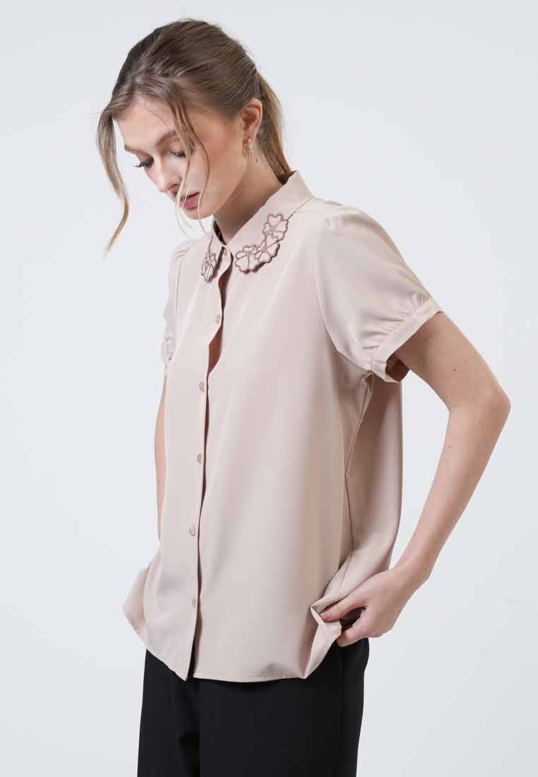 Elara Scallop Collar Embroidered Top