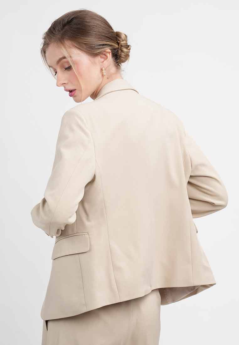 Eirene One-Button Workwear Blazer with Curved Hem