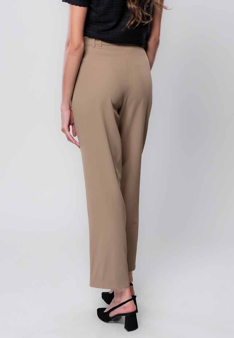 Norine Relaxed-Fit Pants with Pocket Detail