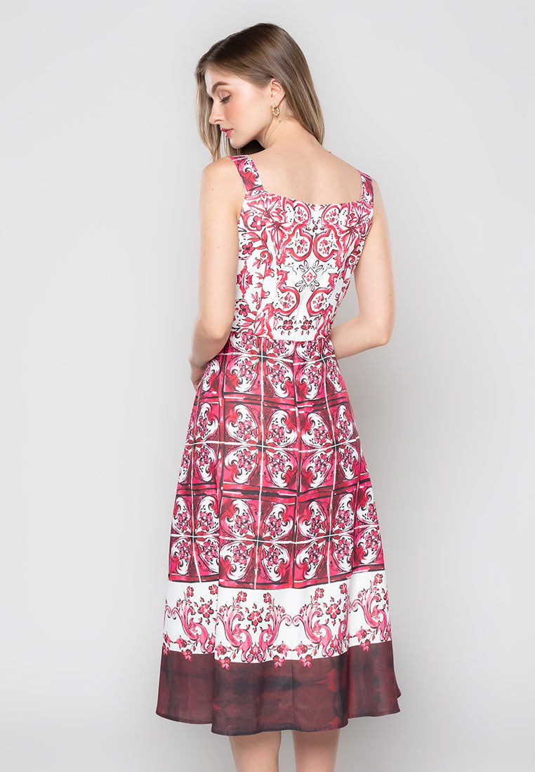 Remmhie Sleeveless Dress in Damask Print