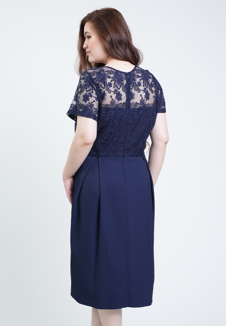Milly Plus Size Odessa Short Sleeve V-Neck Lace Overlay Dress