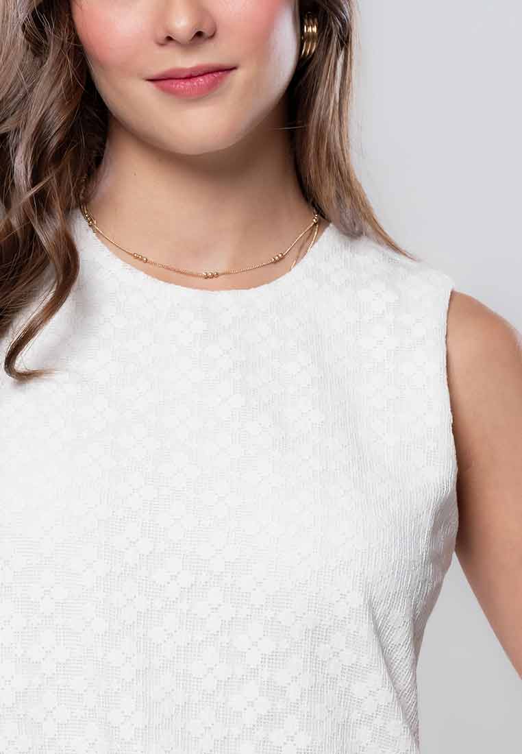 Soreille Sleeveless Lace Dress with Rounded Neckline