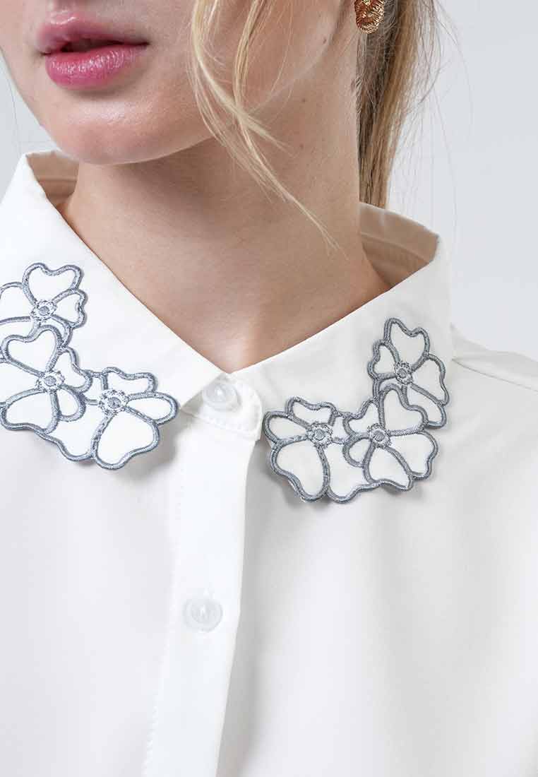 Elara Scallop Collar Embroidered Top