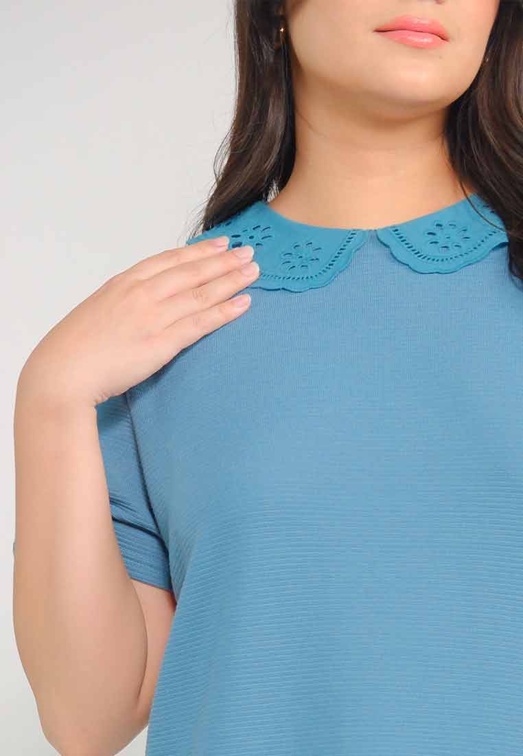 Milly Plus Size Remi Textured Knit Top with Eyelet Collar