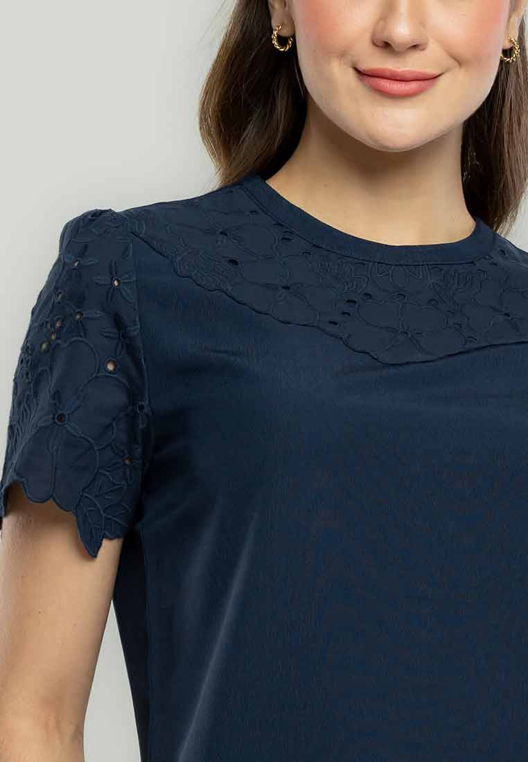 Tessa Basic Short Sleeves Top with Eyelet Detail