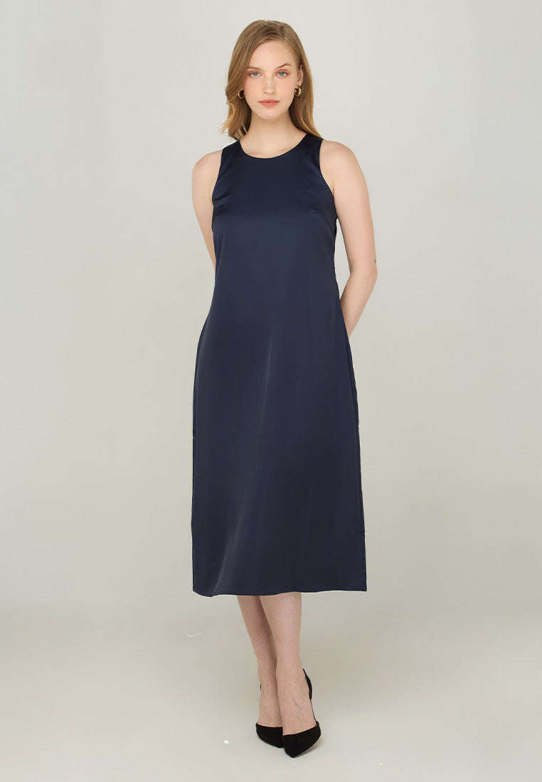 Tevianne Sleeveless Shift Dress in Satin Fabric