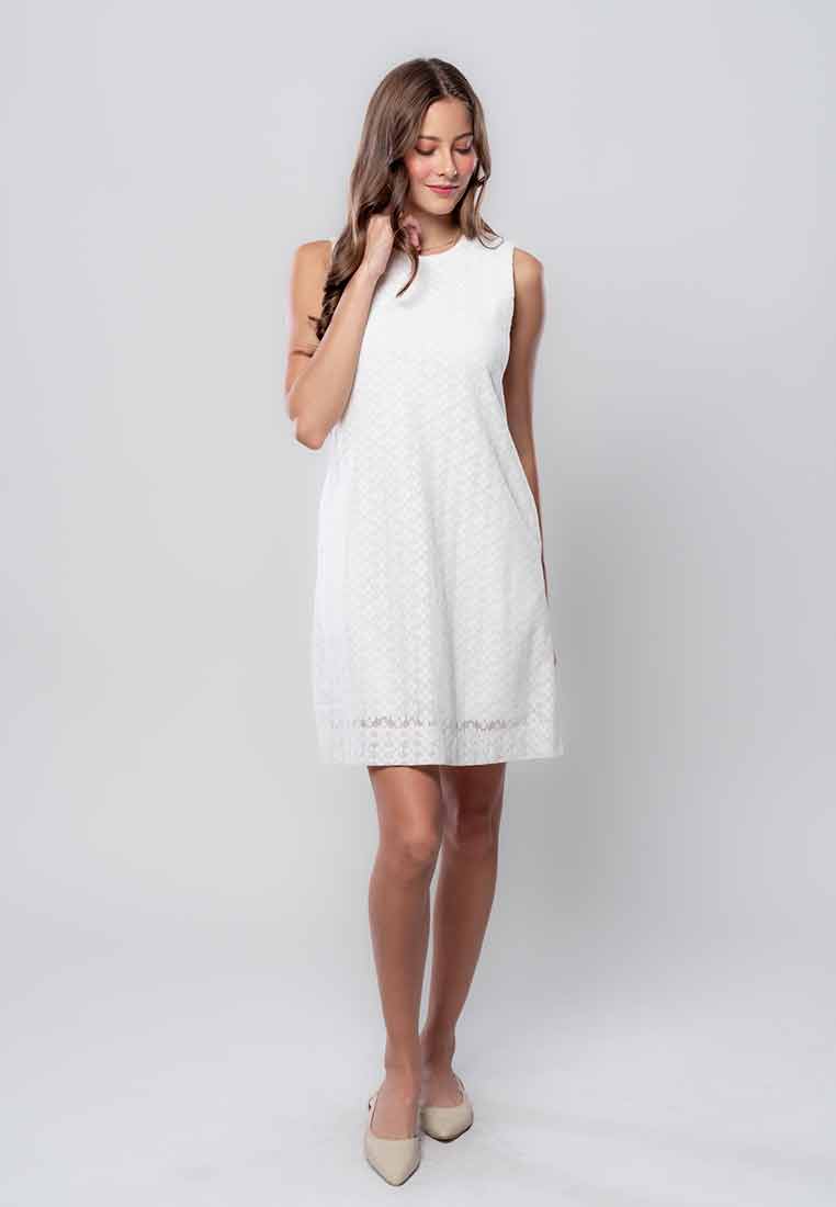 Soreille Sleeveless Lace Dress with Rounded Neckline