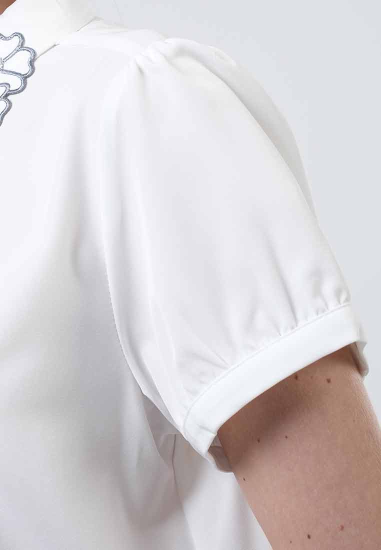 Elara Scallop Collar Embroidered Top