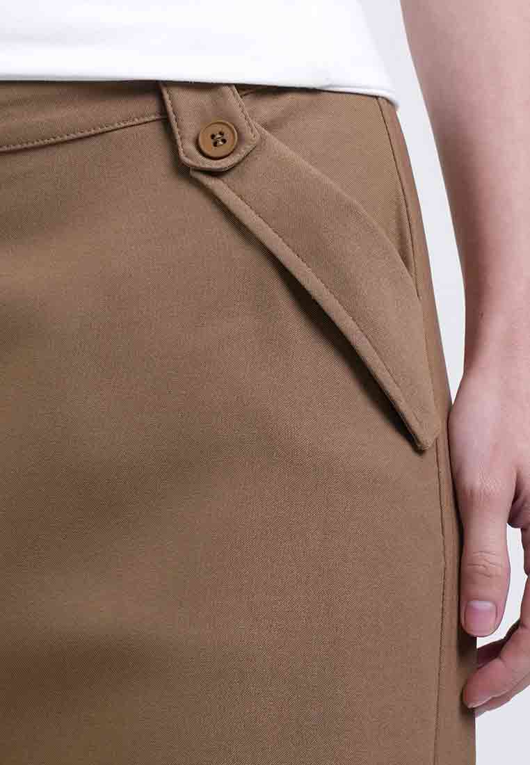 Cayla Flap-Accent Slim Fit Pants