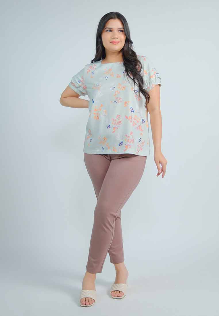 Milly Plus Size Maisie Floral Top with Pleated Sleeves