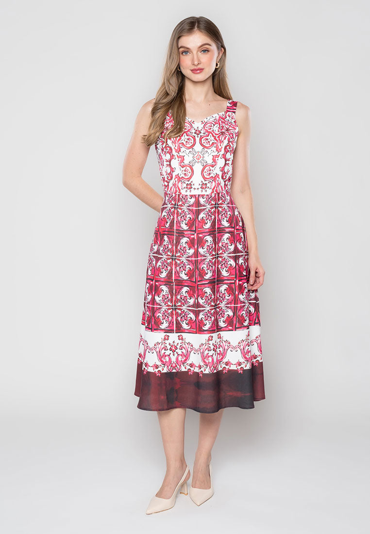 Remmhie Sleeveless Dress in Damask Print