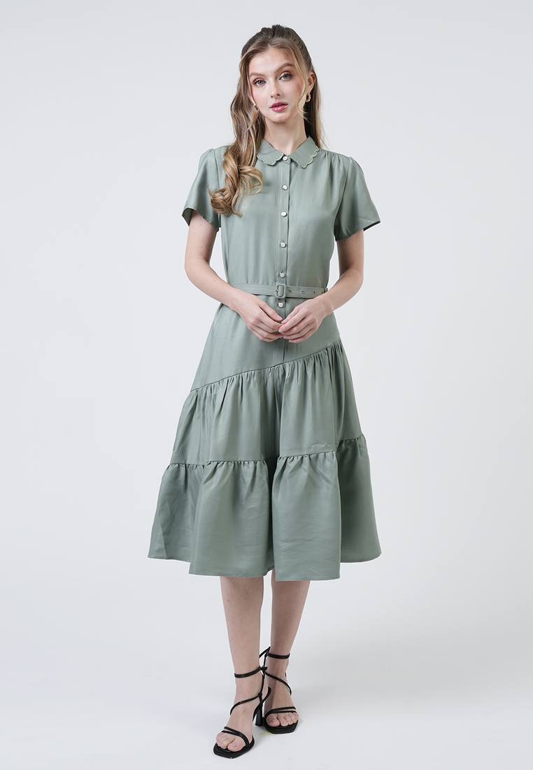 Aztrid Scallop Collar Tiered Midi Dress