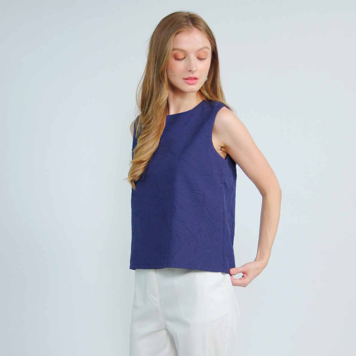 Skye Textured Sleeveless Top in Rounded Neckline