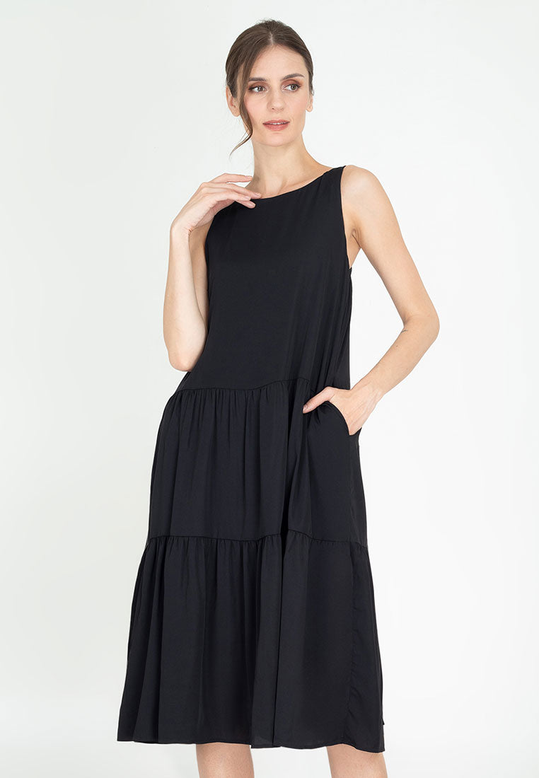 Alayna Tiered Sleeveless Dress – Paperdolls